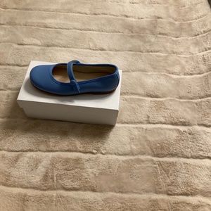 Children’s shoe
